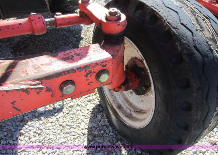 image for item G4814 1998 New Holland 6640SL tractor