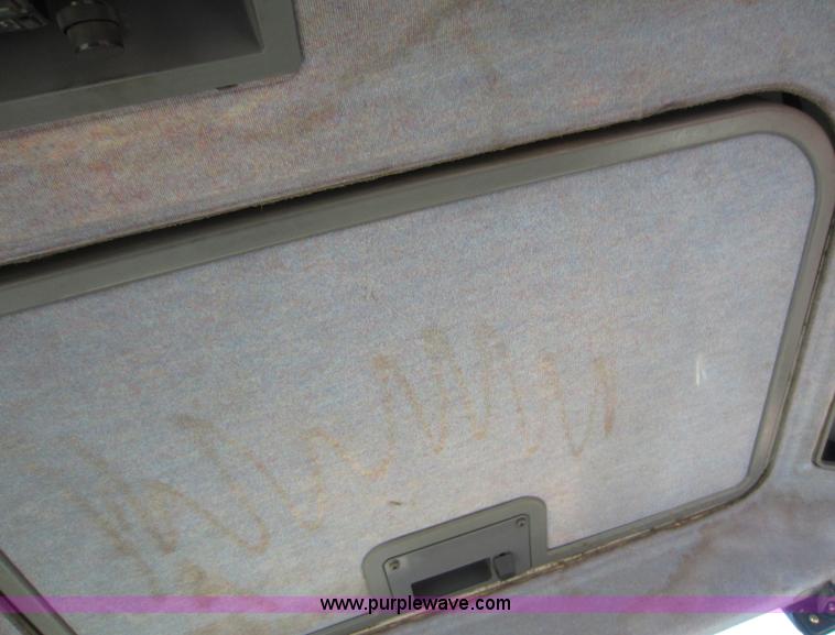 image for item G4814 1998 New Holland 6640SL tractor