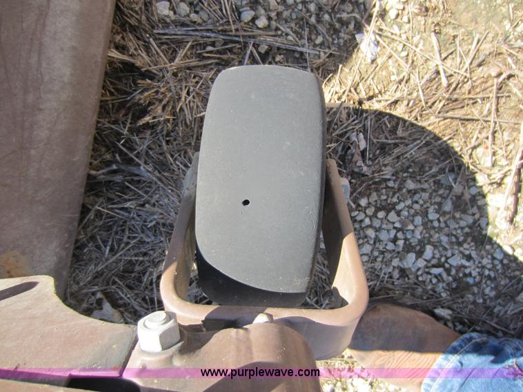 image for item G4822 2004 Grasshopper 722-D2 lawn mower