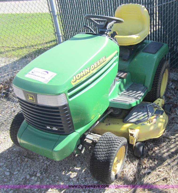image for item G4823 2001 John Deere 325 lawn mower