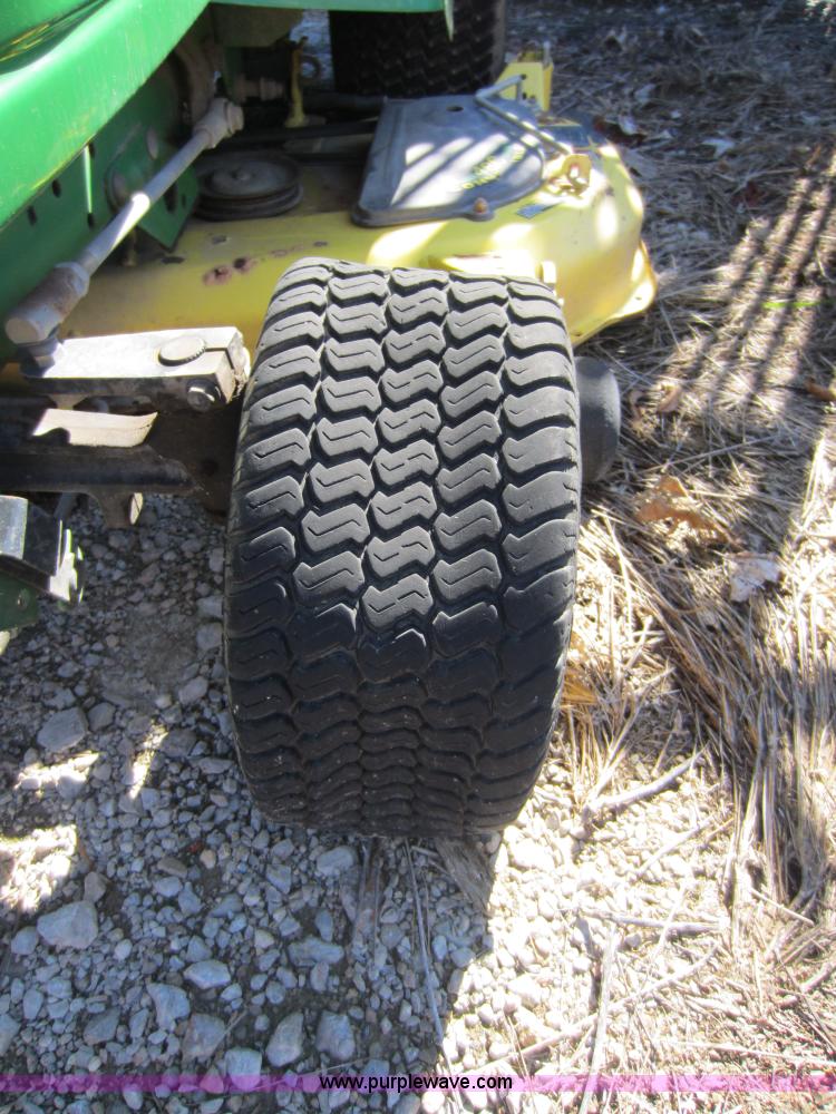 image for item G4823 2001 John Deere 325 lawn mower