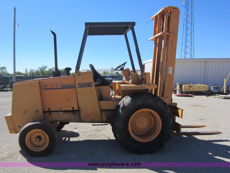 image for item G4824 1995 Case 586E forklift