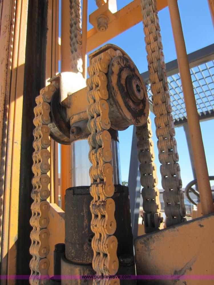 image for item G4824 1995 Case 586E forklift