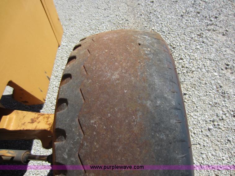 image for item G4824 1995 Case 586E forklift