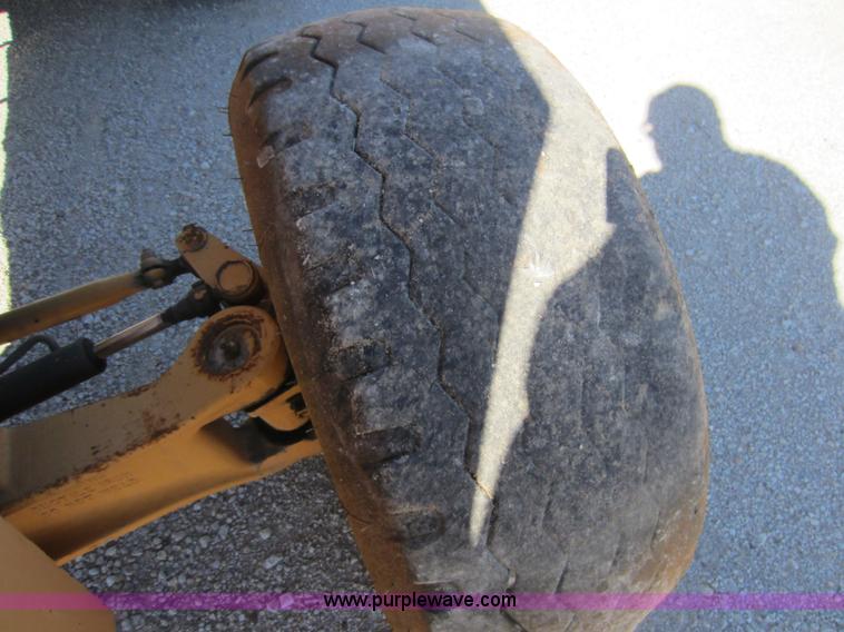 image for item G4824 1995 Case 586E forklift