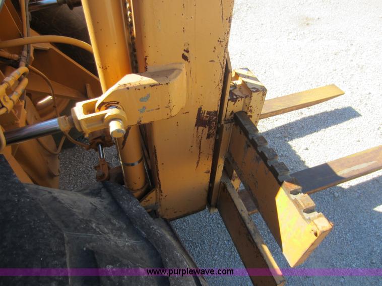 image for item G4824 1995 Case 586E forklift