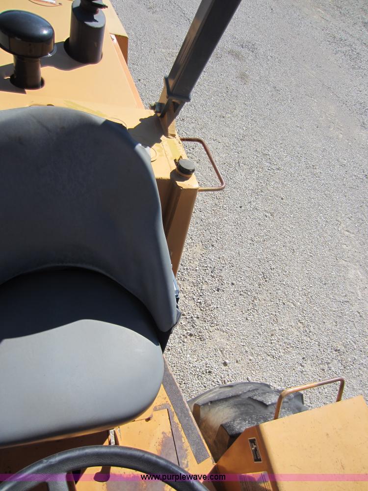 image for item G4824 1995 Case 586E forklift