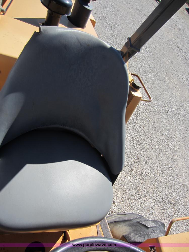 image for item G4824 1995 Case 586E forklift