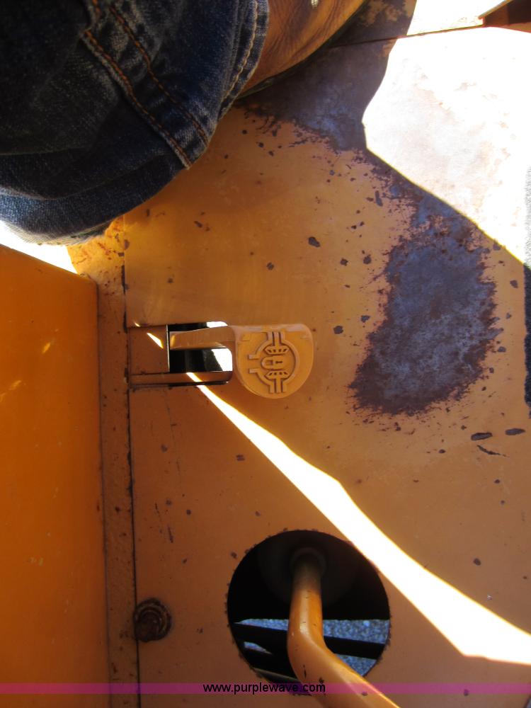 image for item G4824 1995 Case 586E forklift