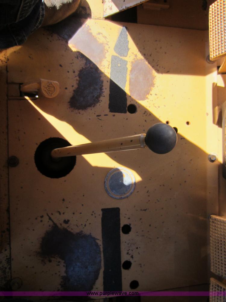 image for item G4824 1995 Case 586E forklift