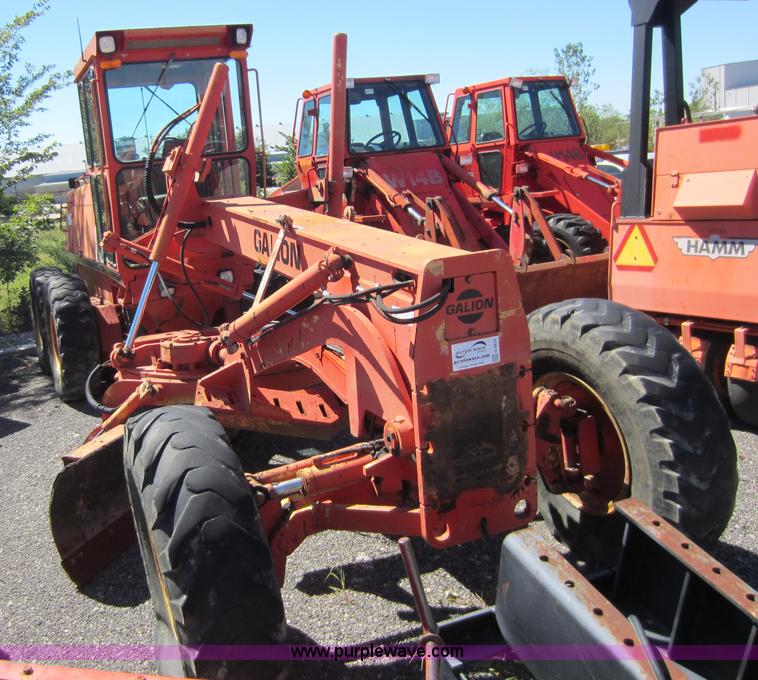 image for item G4825 1995 Galion 830 motor grader
