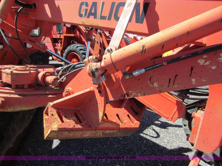 image for item G4825 1995 Galion 830 motor grader