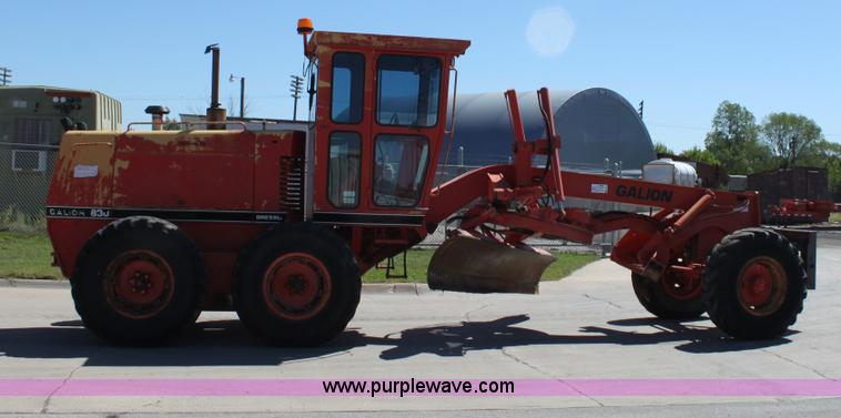 image for item G4826 1995 Galion 830 motor grader