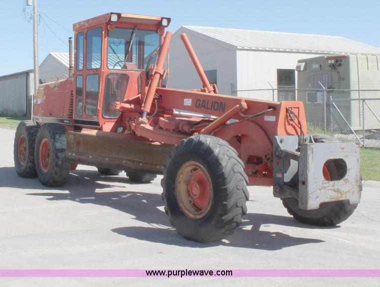 image for item G4826 1995 Galion 830 motor grader