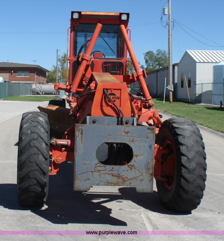 image for item G4826 1995 Galion 830 motor grader