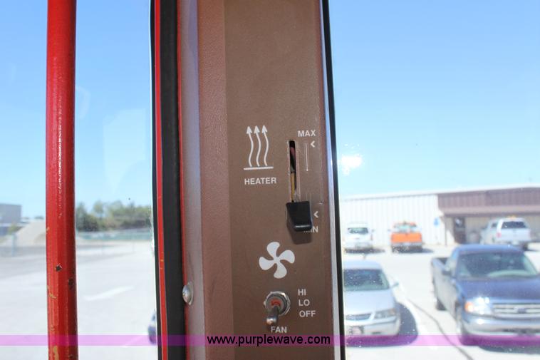 image for item G4826 1995 Galion 830 motor grader