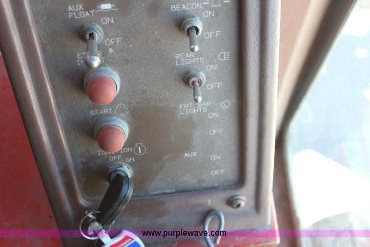 image for item G4826 1995 Galion 830 motor grader