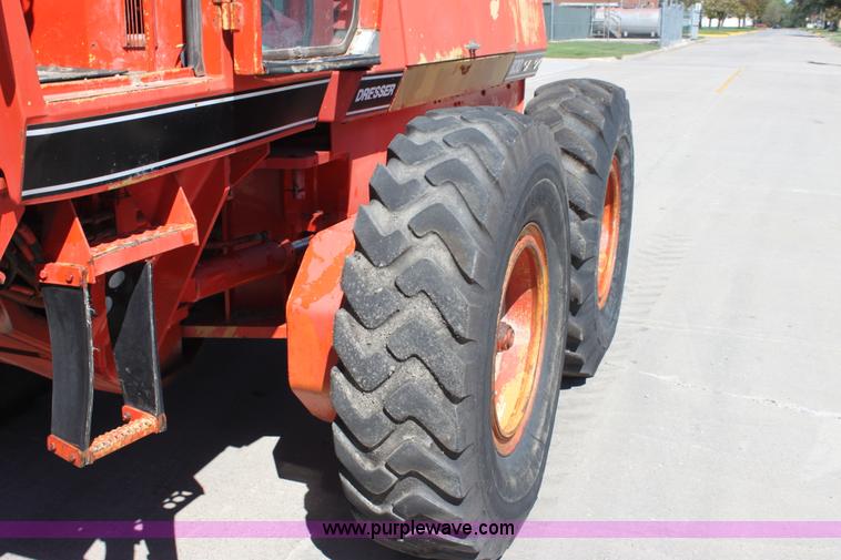 image for item G4826 1995 Galion 830 motor grader