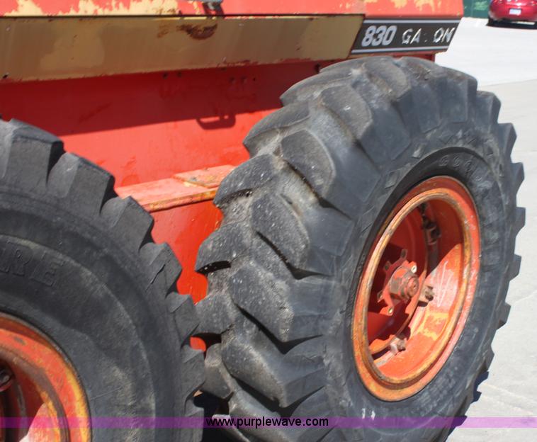 image for item G4826 1995 Galion 830 motor grader