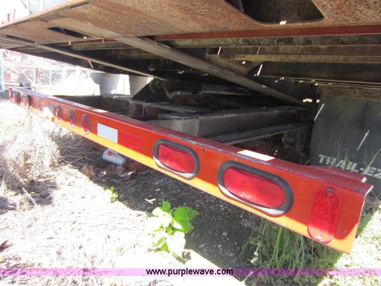 image for item G4827 2005 Trail-Eze TE401 trailer