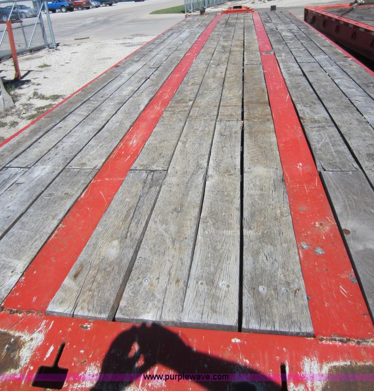 image for item G4827 2005 Trail-Eze TE401 trailer