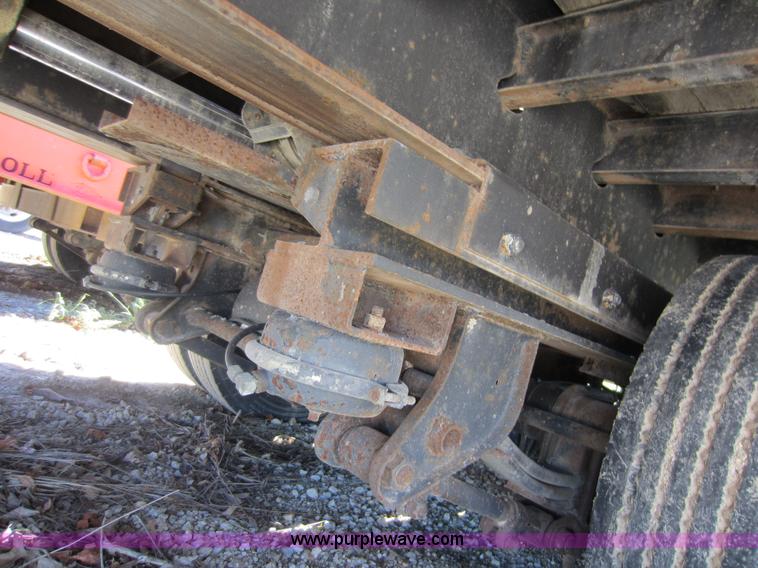 image for item G4827 2005 Trail-Eze TE401 trailer