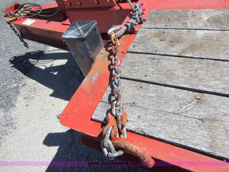 image for item G4827 2005 Trail-Eze TE401 trailer