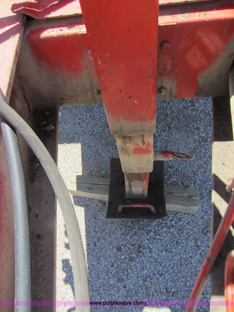 image for item G4827 2005 Trail-Eze TE401 trailer