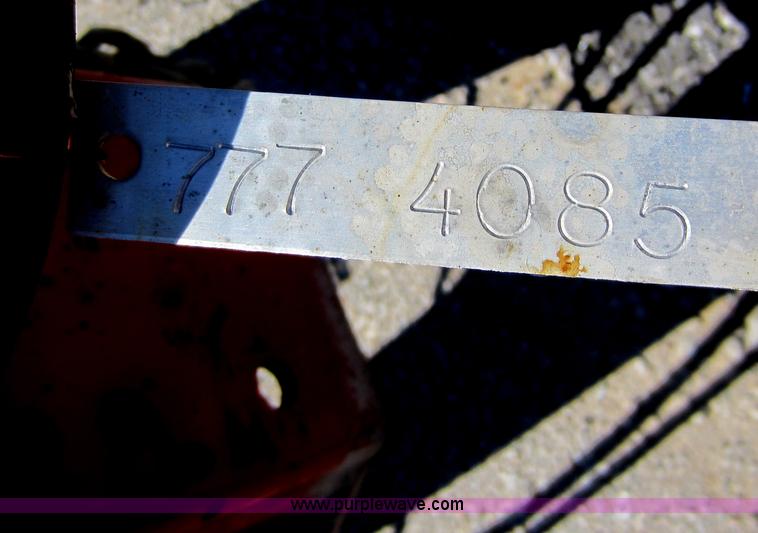 image for item G4827 2005 Trail-Eze TE401 trailer