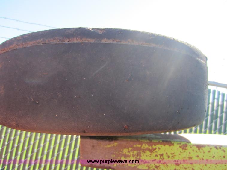 image for item G4834 2001 Schulte XH1500 batwing rotary mower