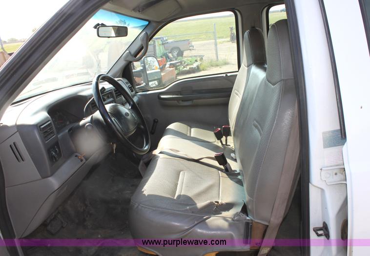 image for item G4847 2000 Ford F350 XL Super Duty pickup truck