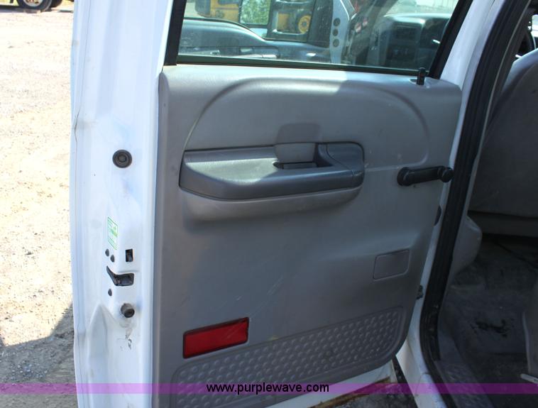 image for item G4847 2000 Ford F350 XL Super Duty pickup truck