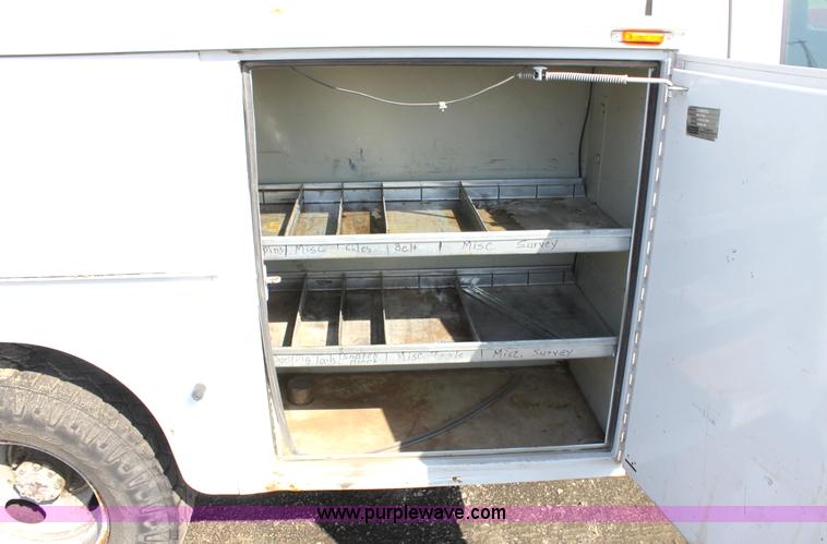 image for item G4847 2000 Ford F350 XL Super Duty pickup truck