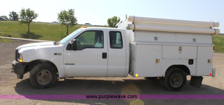 image for item G4850 2002 Ford F350 Super Duty pickup truck