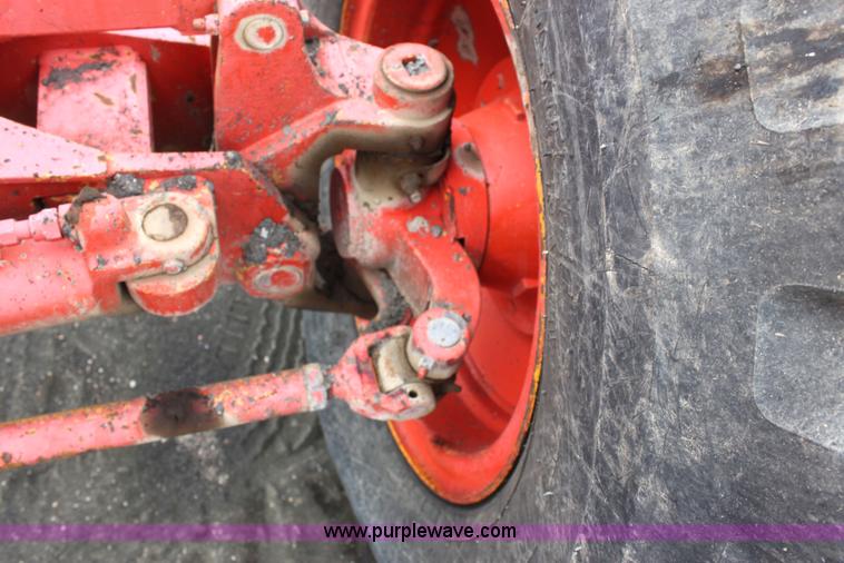 image for item G4851 1991 John Deere 670B motor grader