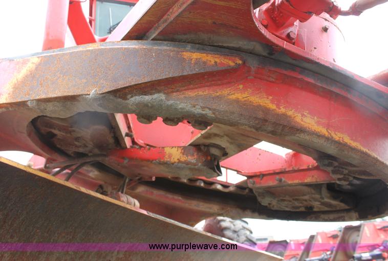 image for item G4851 1991 John Deere 670B motor grader