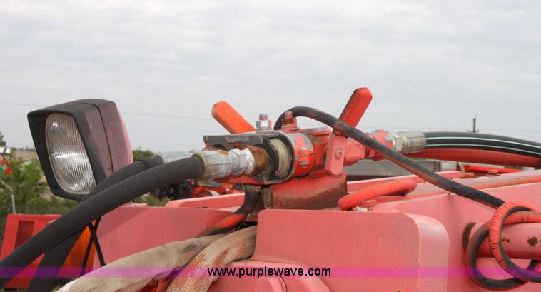 image for item G4851 1991 John Deere 670B motor grader