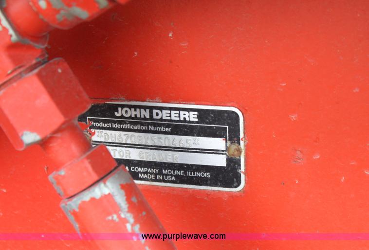 image for item G4851 1991 John Deere 670B motor grader