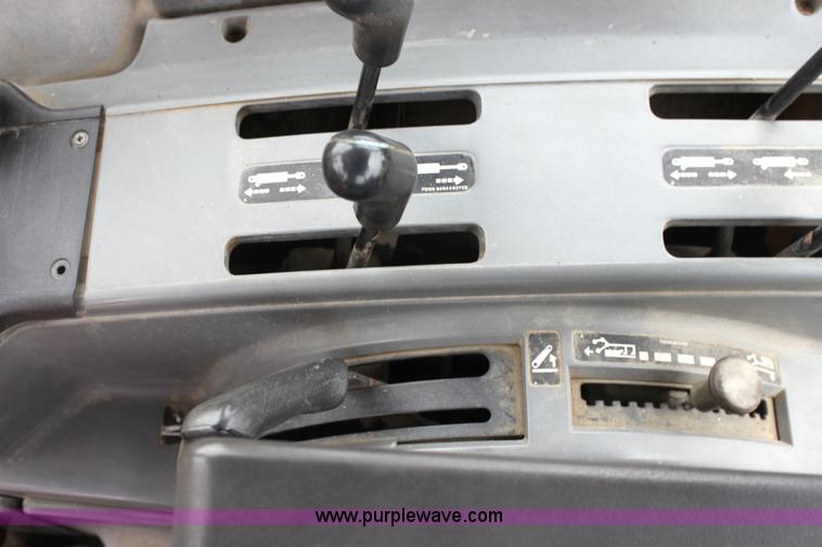 image for item G4852 1997 New Holland 6640SL tractor