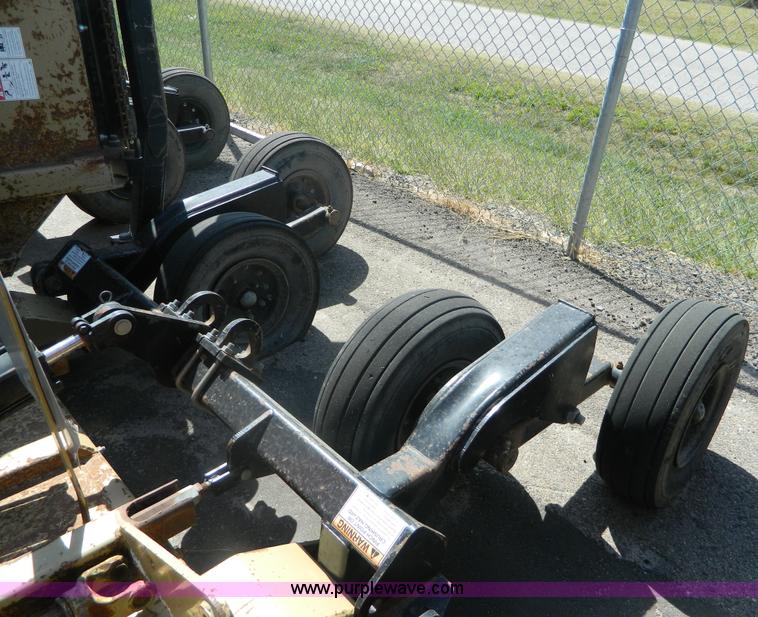 image for item G4986 2004 Land Pride RC6010 rotary mower
