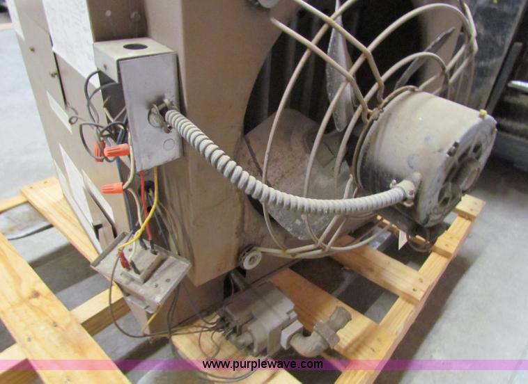 image for item N9191 Empire UH-1150-1 150,000 BTU natural gas heater