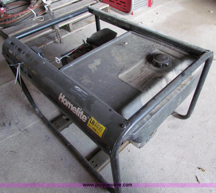 image for item N9206 1999 Homelite LR4400 4000 watt generator