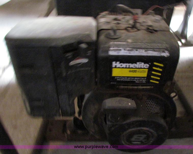 image for item N9215 1999 Homelite LR4400 portable generator