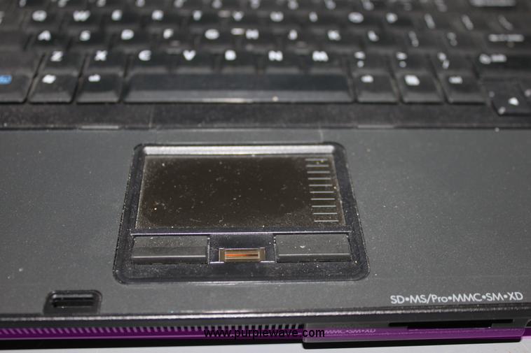image for item R9835 HP NX9420 laptop computer