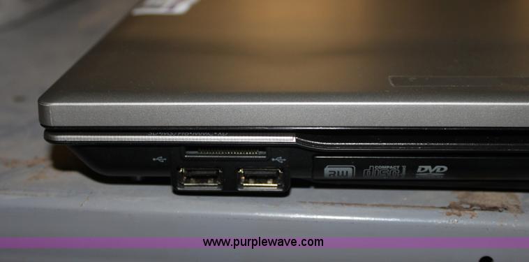image for item R9842 HP 6730B laptop computer