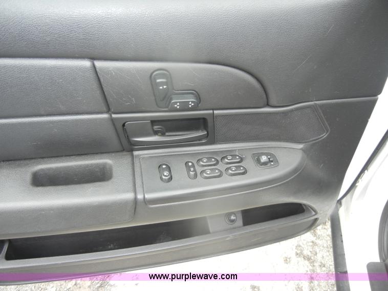 image for item B6895 2007 Ford Crown Victoria Police Interceptor