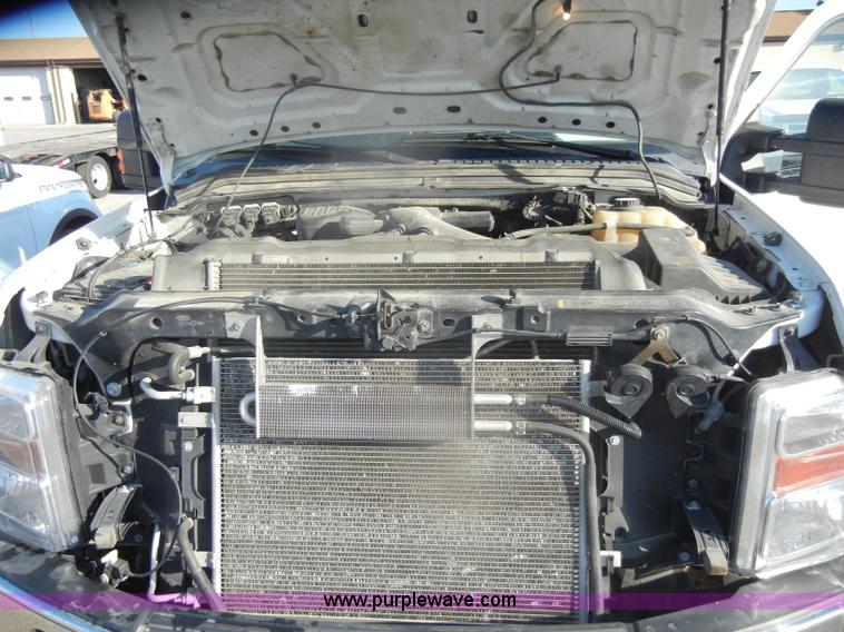 image for item B6896 2008 Ford F250 Super Duty Crew Cab pickup truck