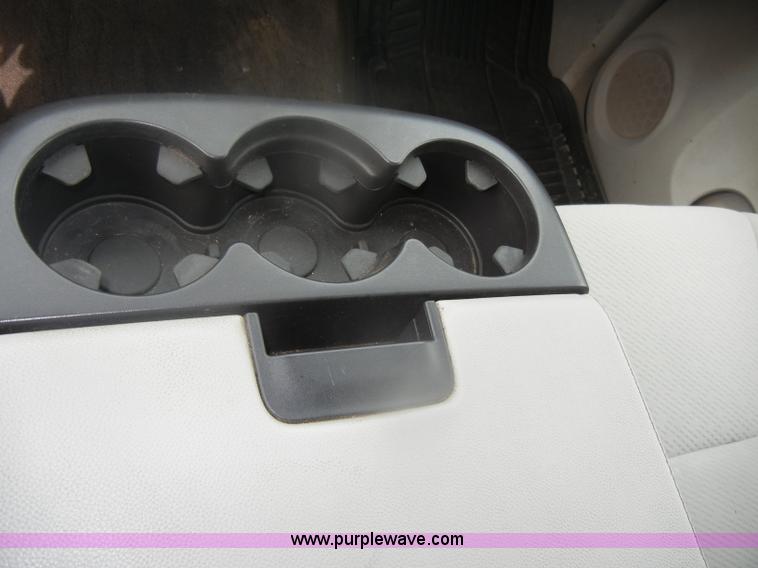 image for item B6955 2008 Chevrolet Silverado K1500 Crew Cab pickup truck