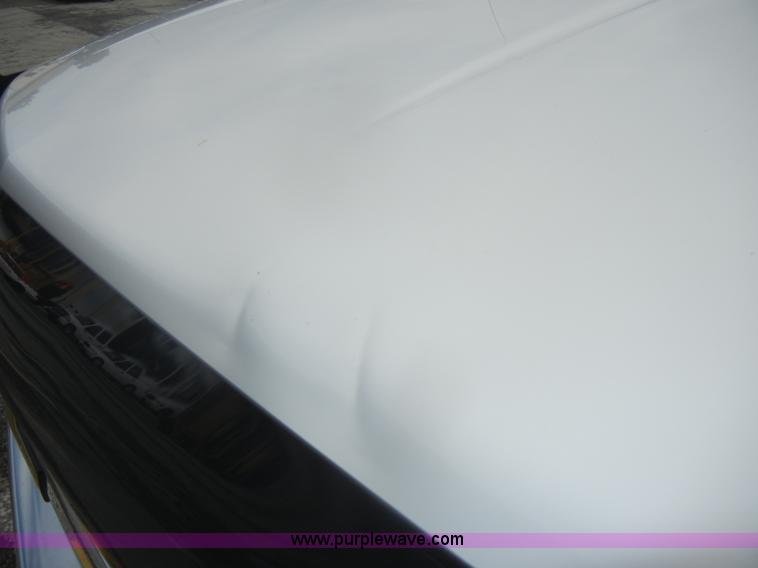 image for item B6955 2008 Chevrolet Silverado K1500 Crew Cab pickup truck