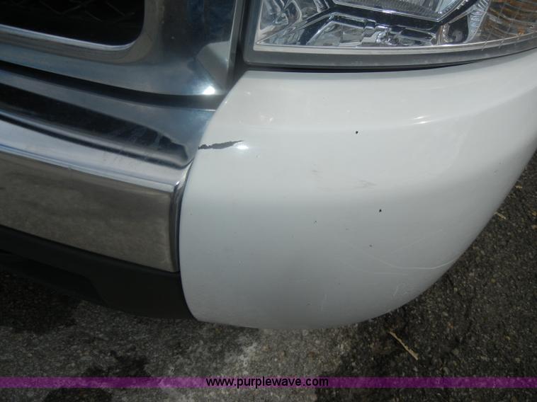 image for item B6955 2008 Chevrolet Silverado K1500 Crew Cab pickup truck